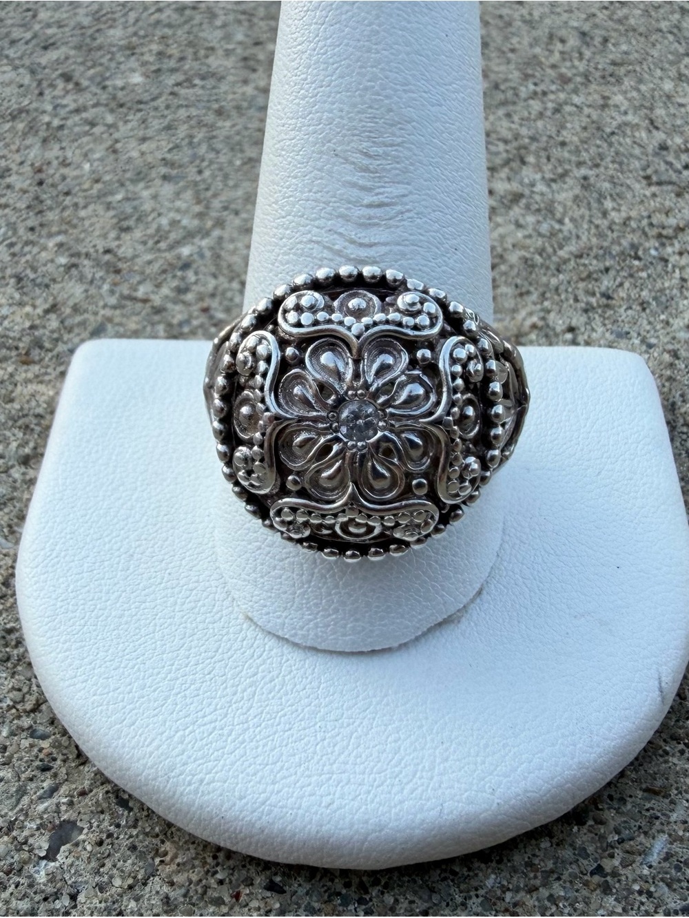 Sarda Sterling Silver Diamond Filigree Ring